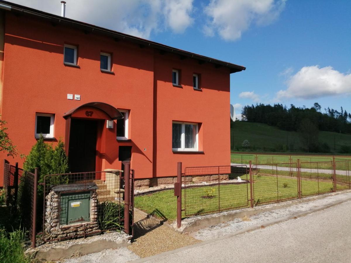 הוילה Kuncice nad Labem Ubytovani 67 מראה חיצוני תמונה